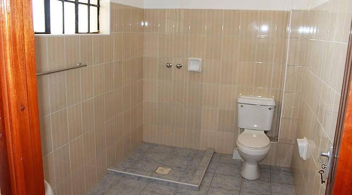 4 Bed Townhouse with En Suite at Milimani - 20