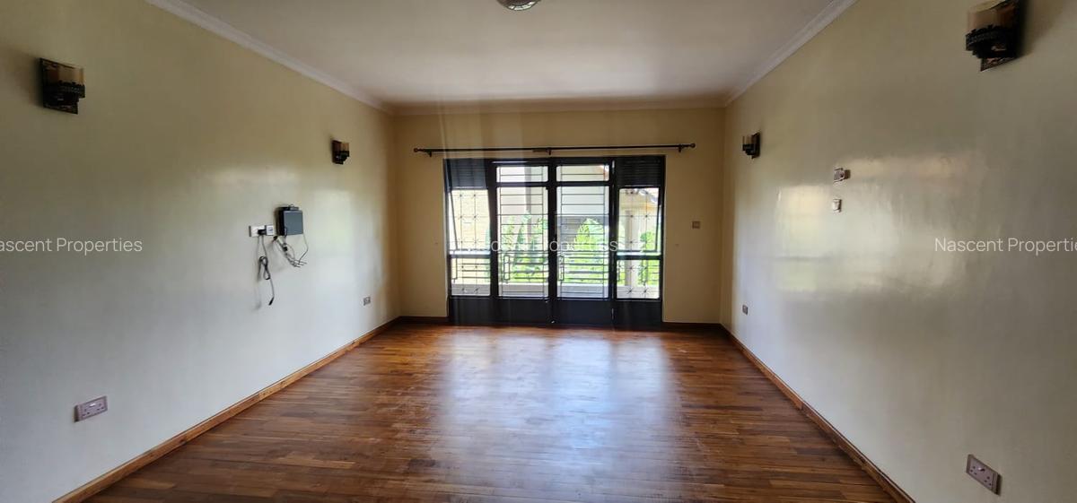 5 Bed Villa with En Suite in Runda - 7