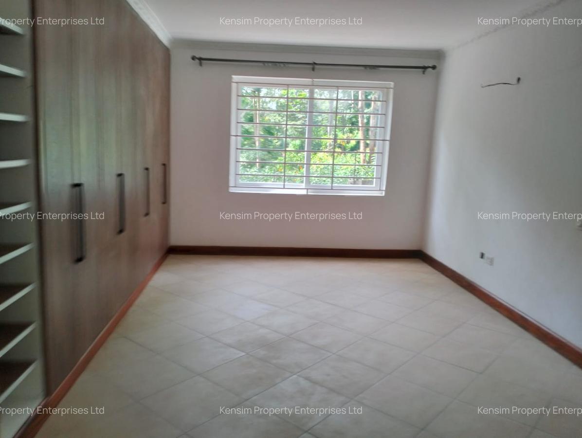 5 Bed Townhouse with En Suite in Rosslyn - 8