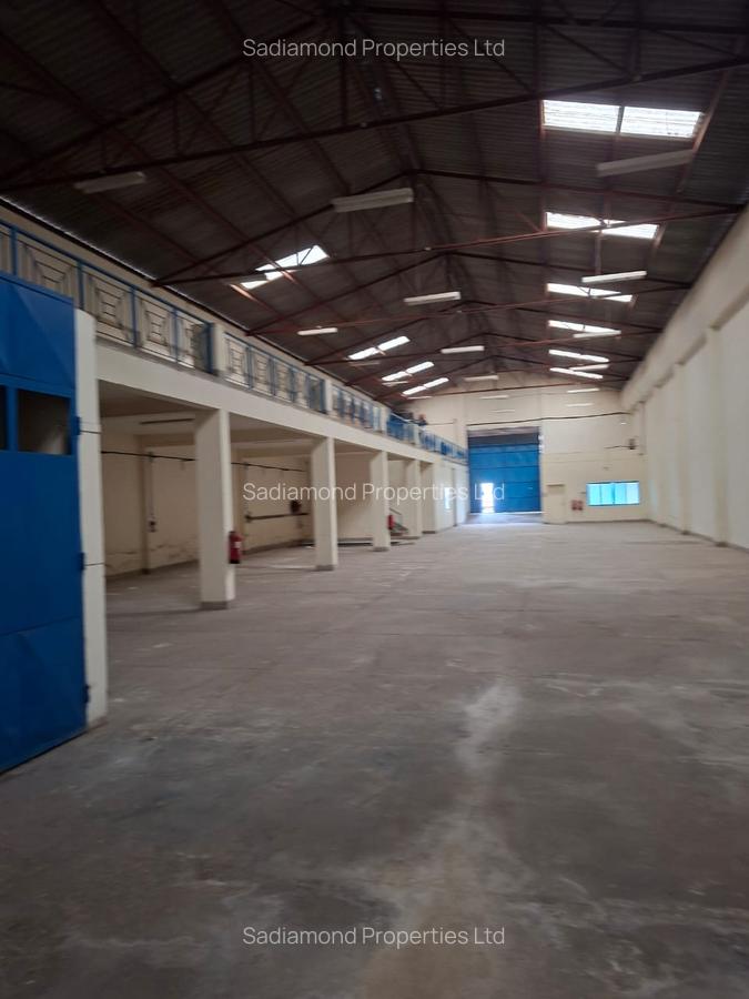10,000 ft² Warehouse with Parking in Embakasi - 5