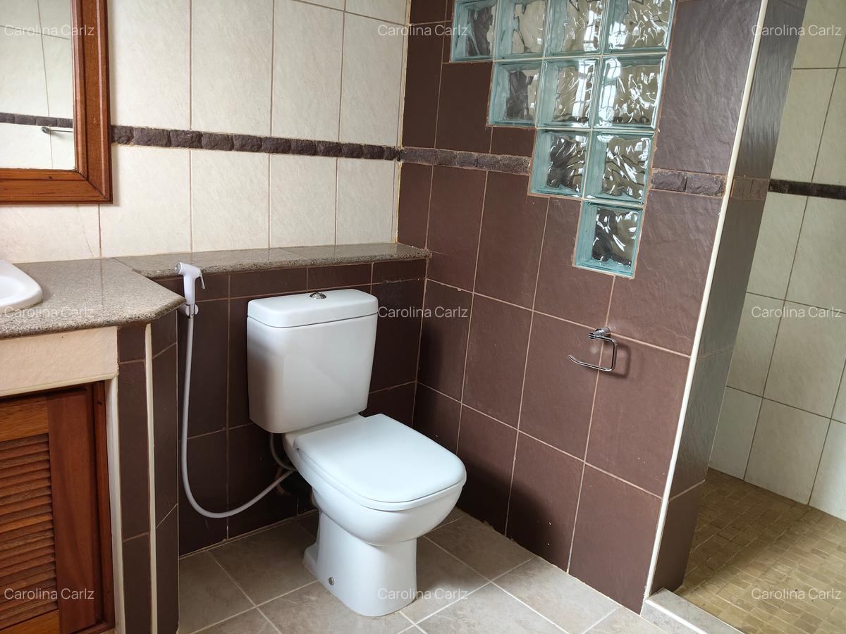 4 Bed Townhouse with En Suite at Peponi Road - 13