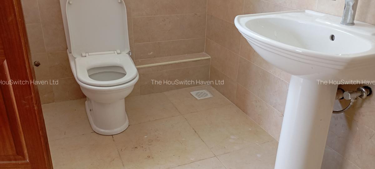 4 Bed Townhouse with En Suite at Off Isaac Gathanju Rd - 13