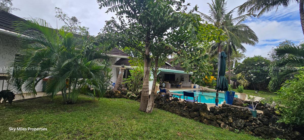 2 Bed Villa with En Suite at Mtwapa La-Marina - 10