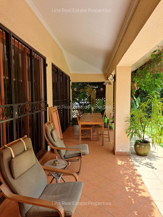 3 Bed Townhouse with En Suite in Muthaiga - 14