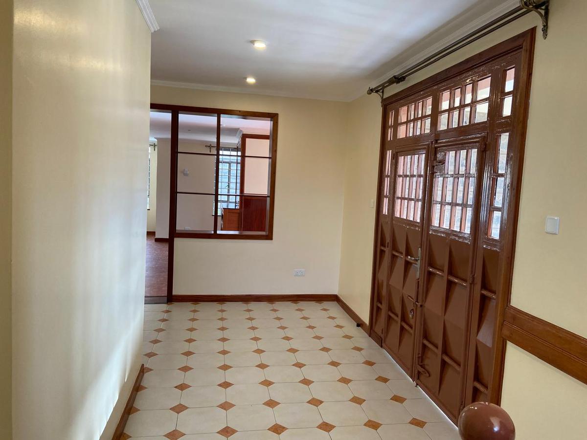 5 Bed House with En Suite at Runda - 18