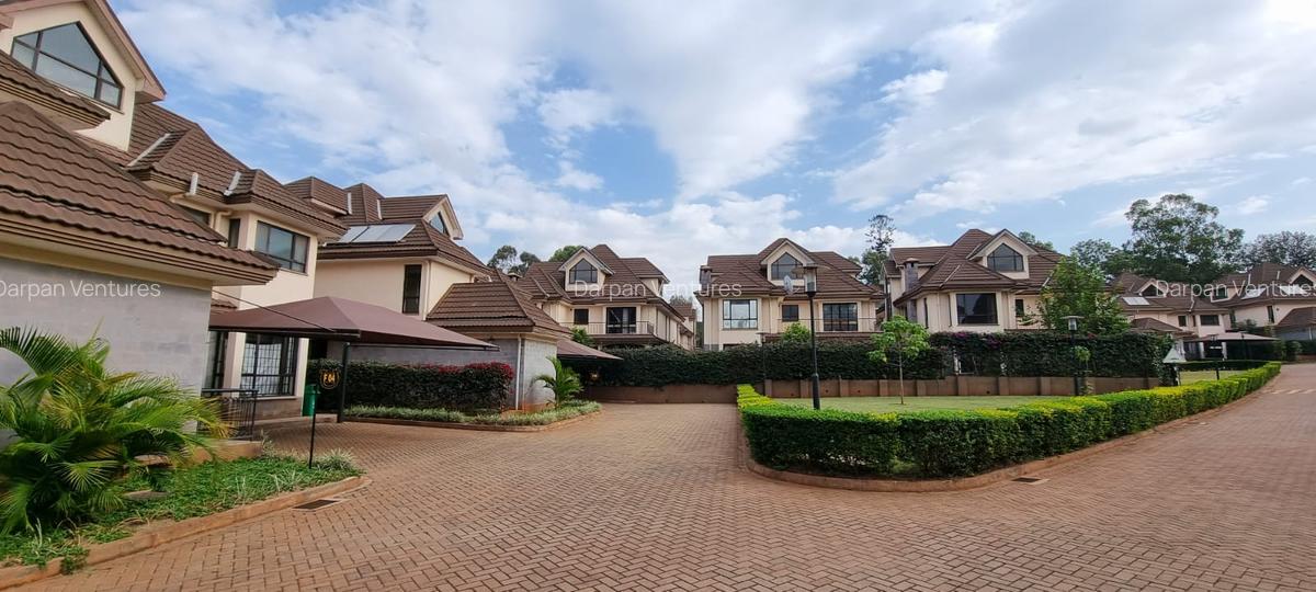 4 Bed Townhouse with En Suite in Runda - 1