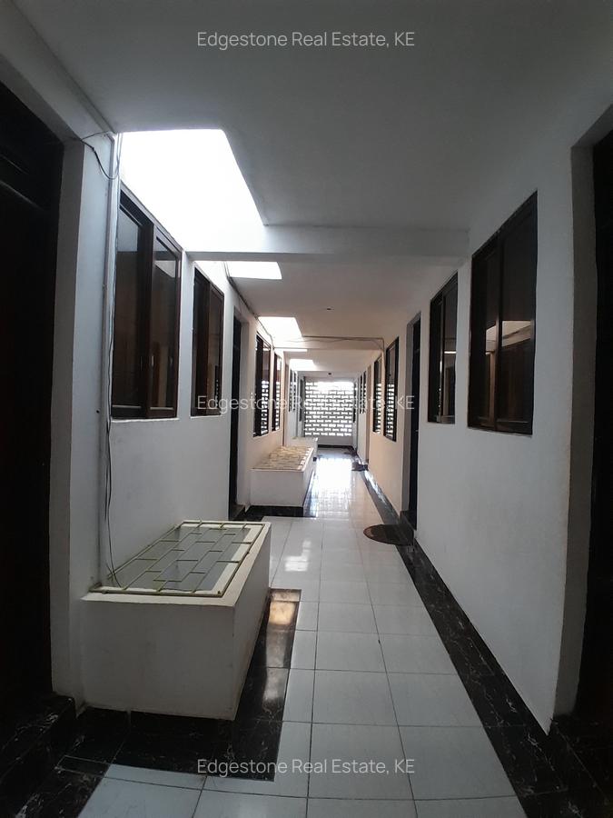 1 Bed Apartment with Parking in Mtwapa - 4