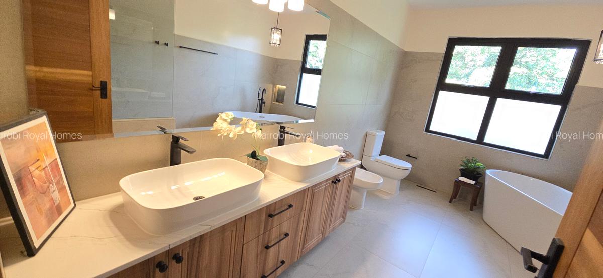 5 Bed House with En Suite at Runda Road - 12