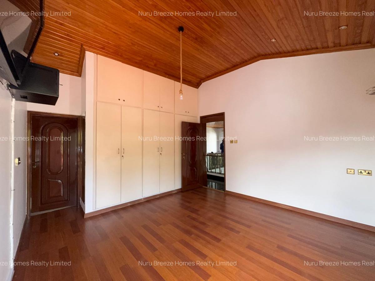 5 Bed House with En Suite in Gigiri - 14