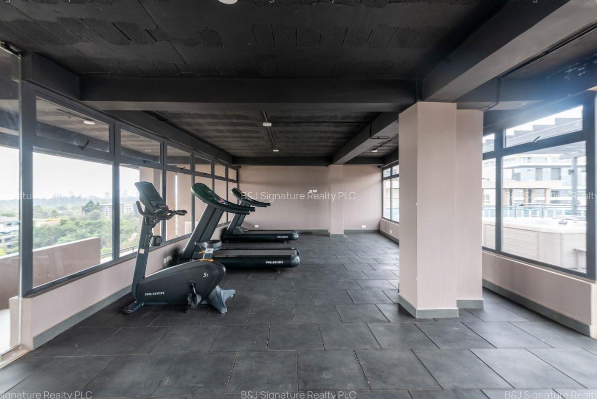 3 Bed Apartment with En Suite in Riverside - 8