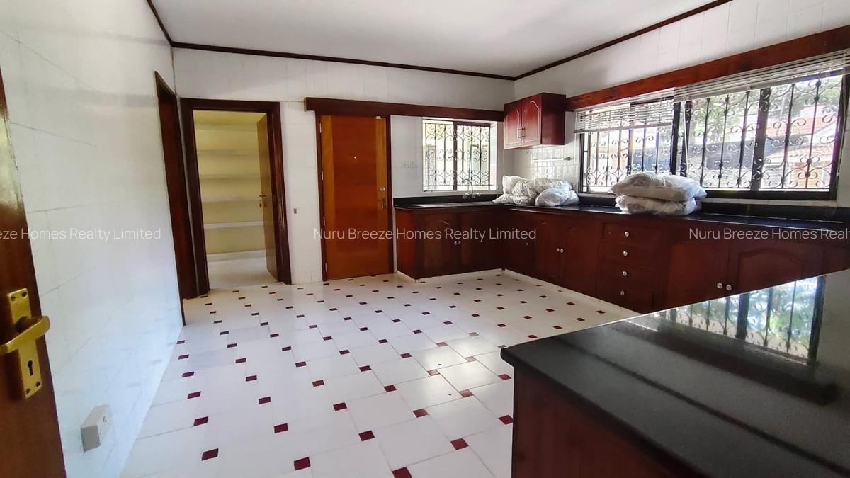 4 Bed House with En Suite in Thigiri - 3