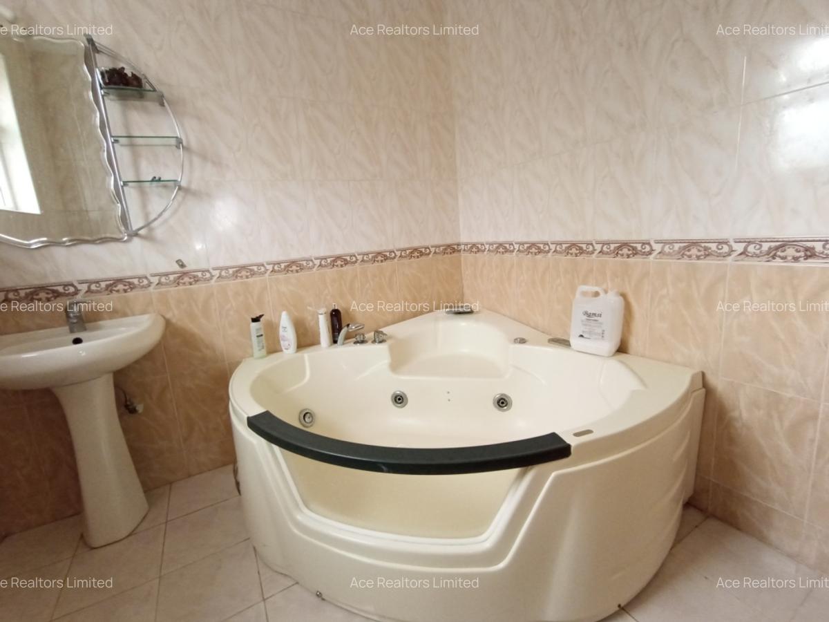 3 Bed Apartment with En Suite at Off Rhapta Road - 9