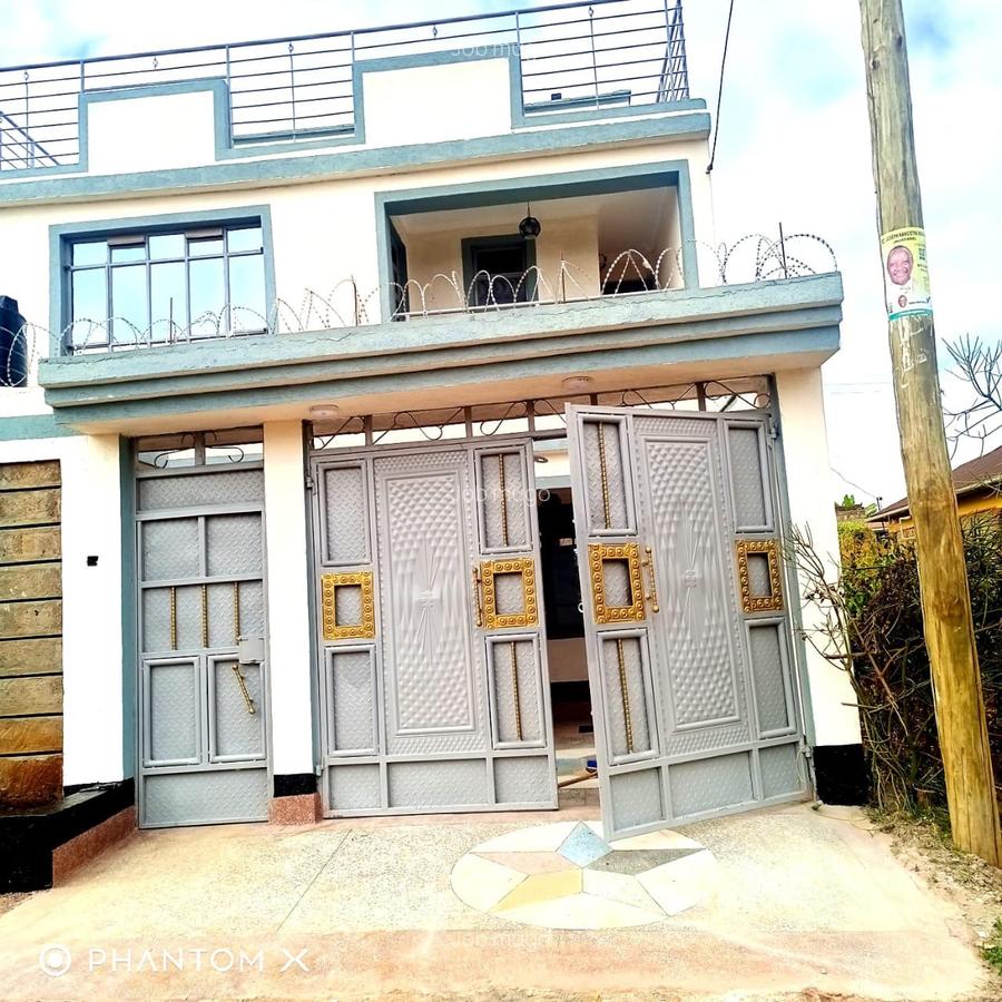 5 Bed House with En Suite at Riverside - 2