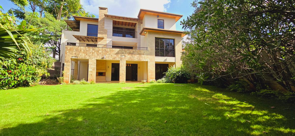 5 Bed Villa with En Suite at Mzima Springs - 1