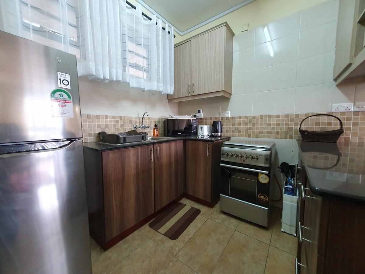 1 Bed Apartment with En Suite in Westlands Area - 4