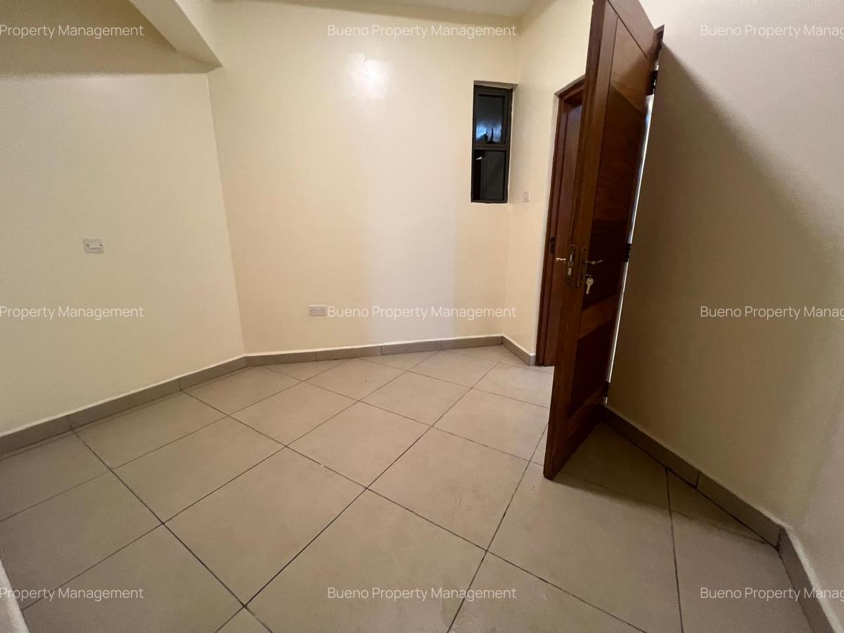 2 Bed Apartment with En Suite in Kilimani - 5