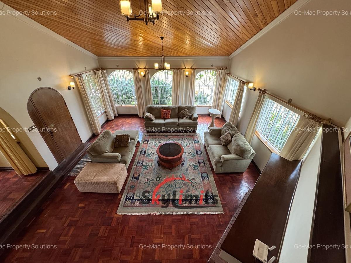 5 Bed House with En Suite in Runda - 13