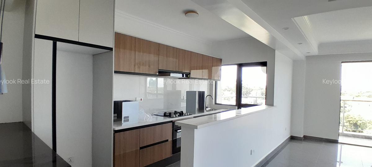 2 Bed Apartment with En Suite at Riverside - 2