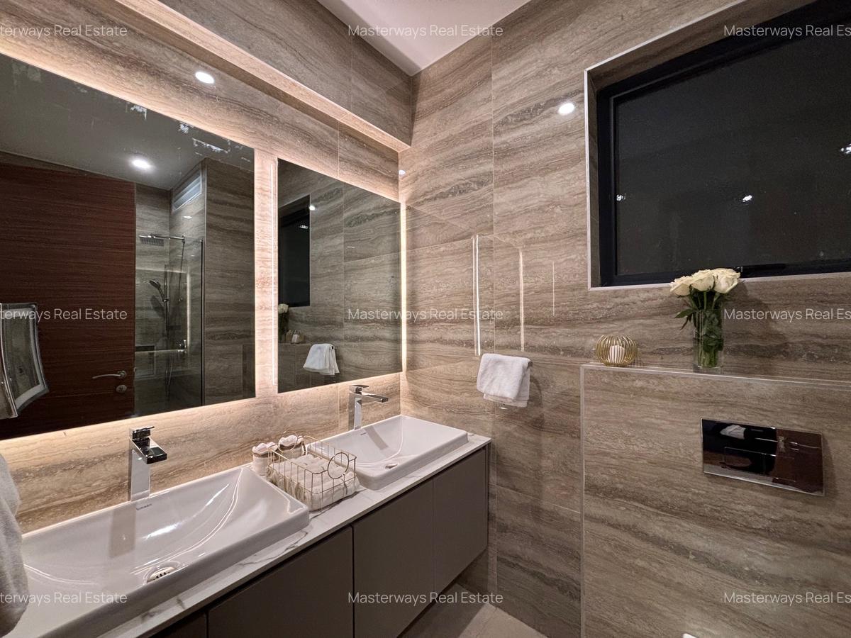 2 Bed Apartment with En Suite in Riverside - 8