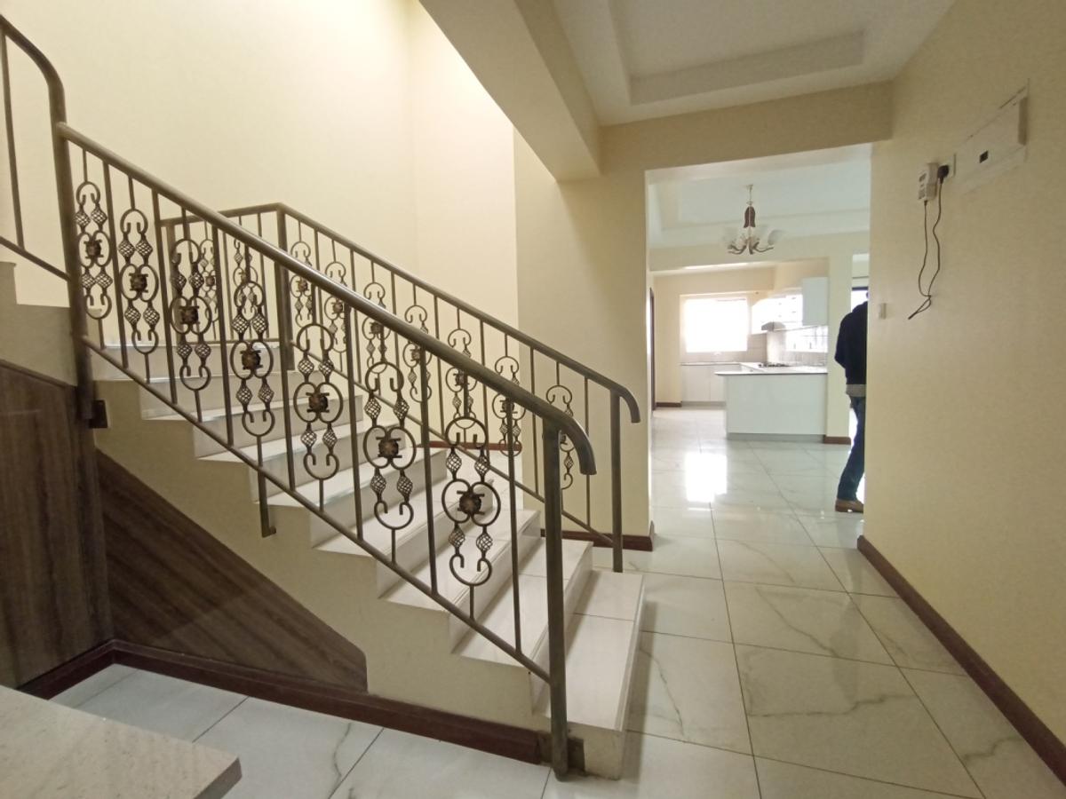 3 Bed Apartment with En Suite at Kabarserian Avenue Near Kianda School - 2