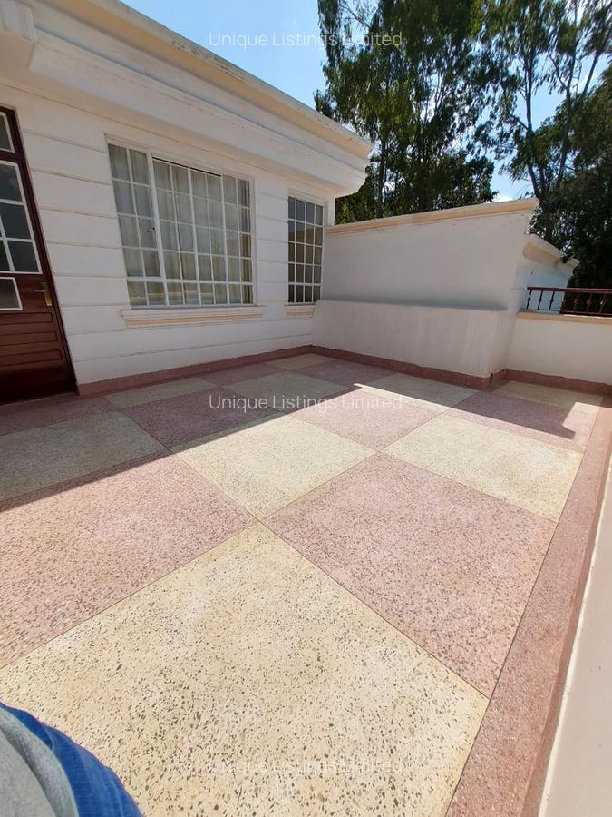 6 Bed House with En Suite in Kitisuru - 12