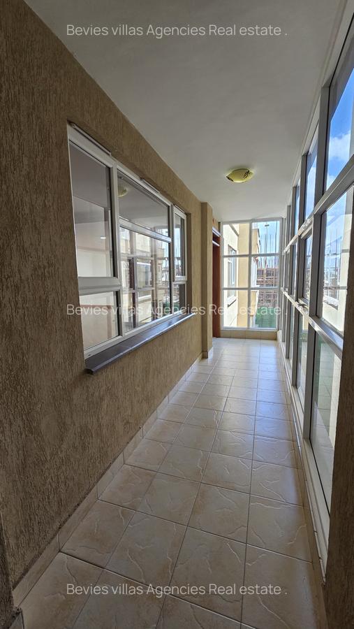 4 Bed Apartment with En Suite at Parklands - 15