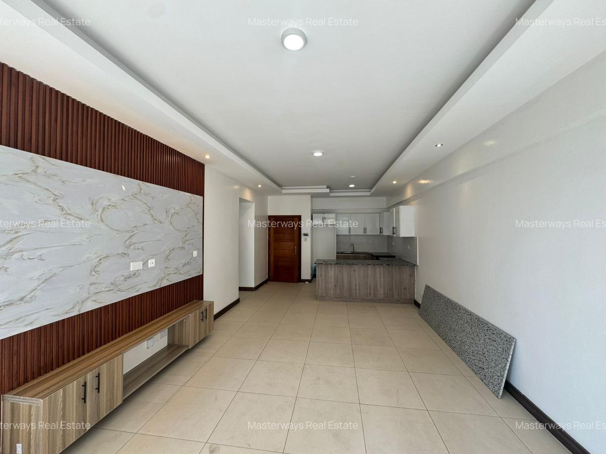 2 Bed Apartment with En Suite in Hurlingham - 1