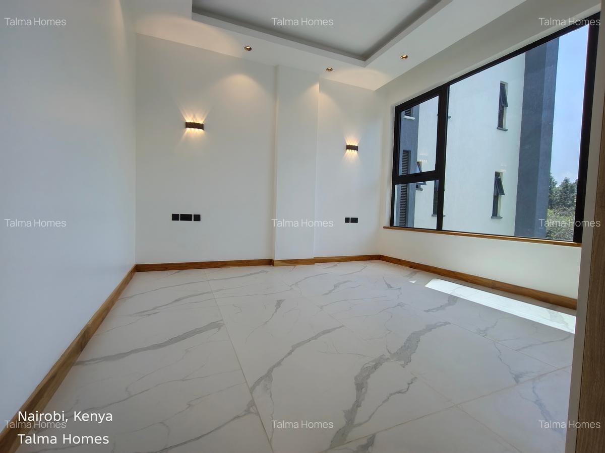 2 Bed Apartment with En Suite at Peponi Road - 9