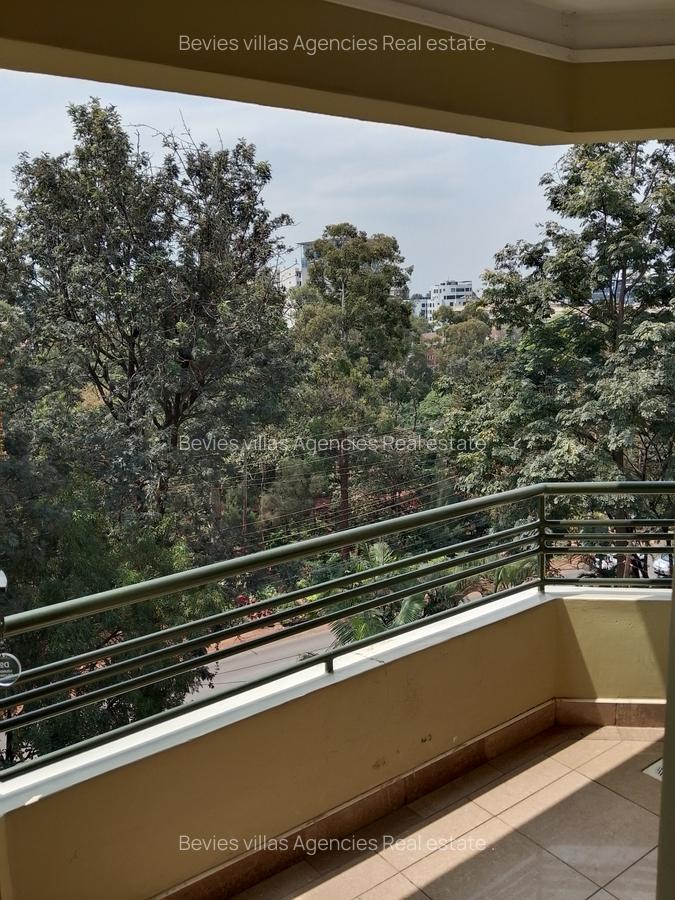 1 Bed Apartment with En Suite at Westlands - 3