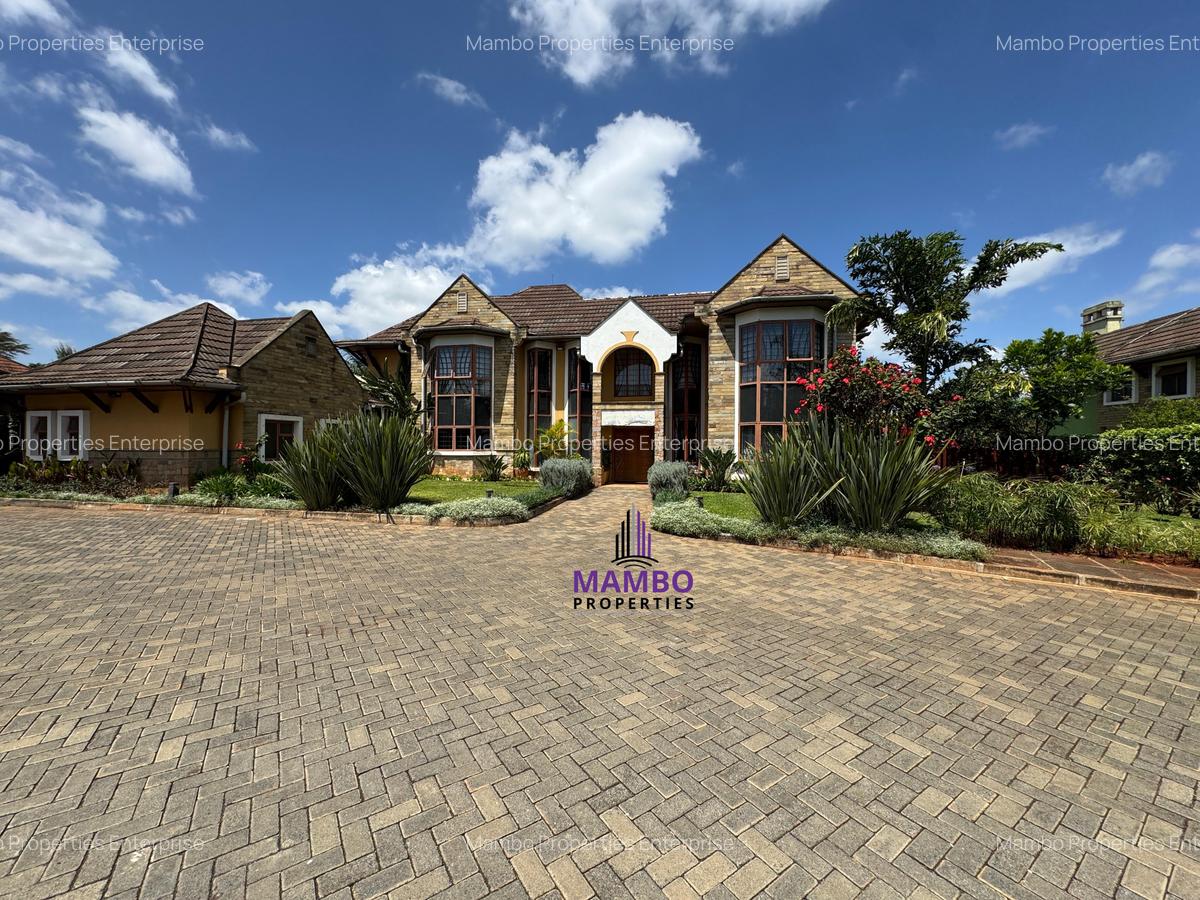 5 Bed Villa with En Suite at Mimosa Rd - 1