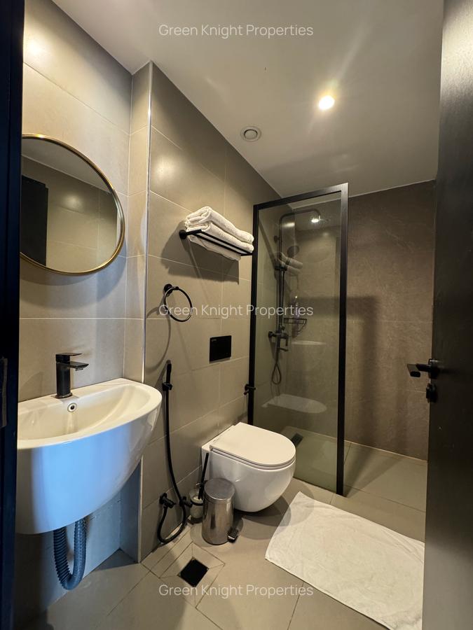 Serviced 2 Bed Apartment with En Suite in Westlands Area - 5