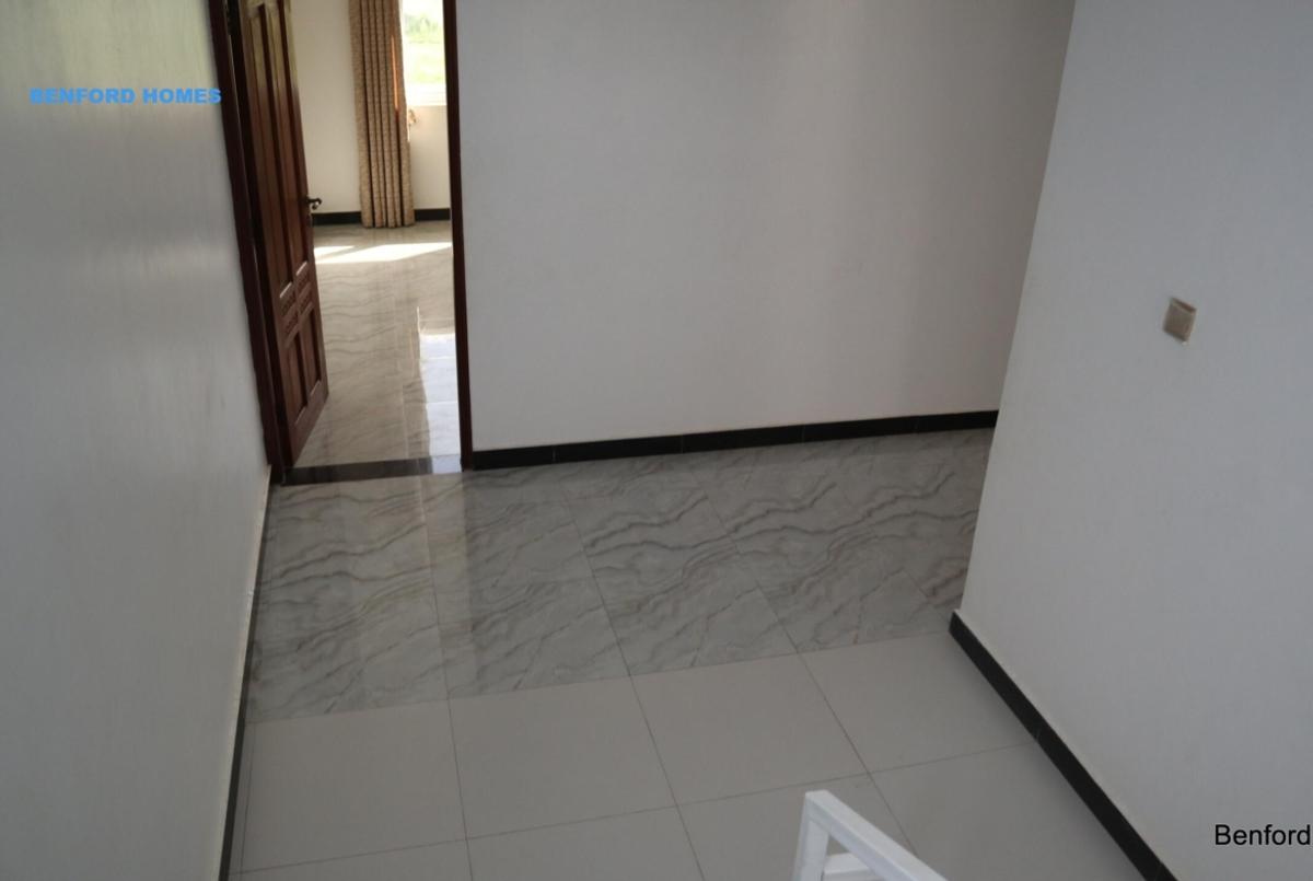 4 Bed Townhouse in Bamburi - 3