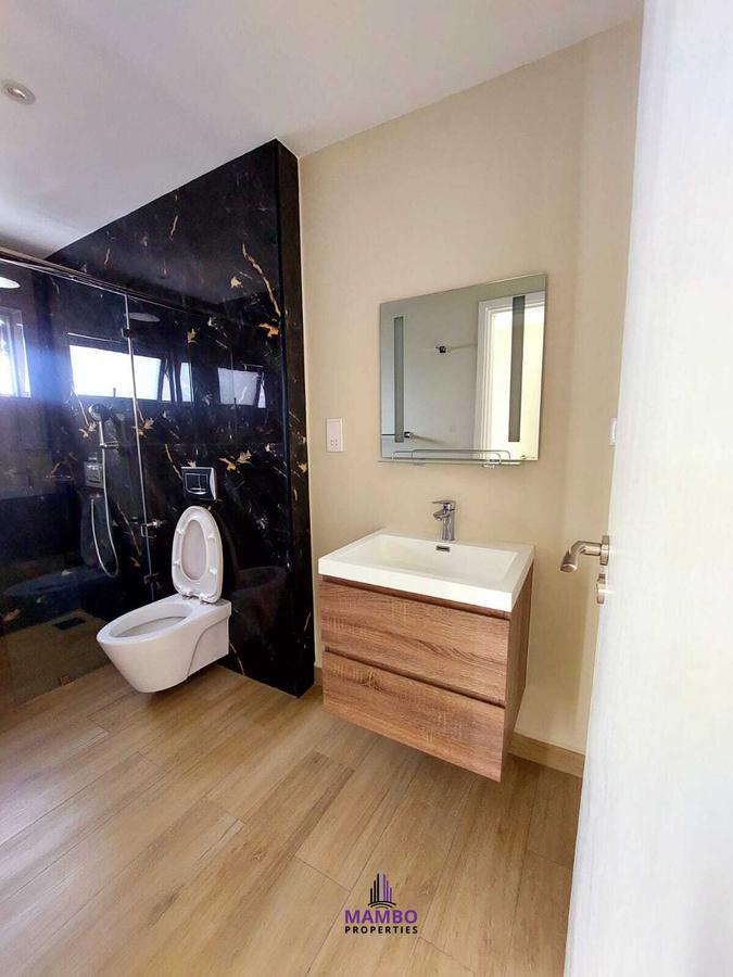 2 Bed Apartment with En Suite at Riverside Drive - 10