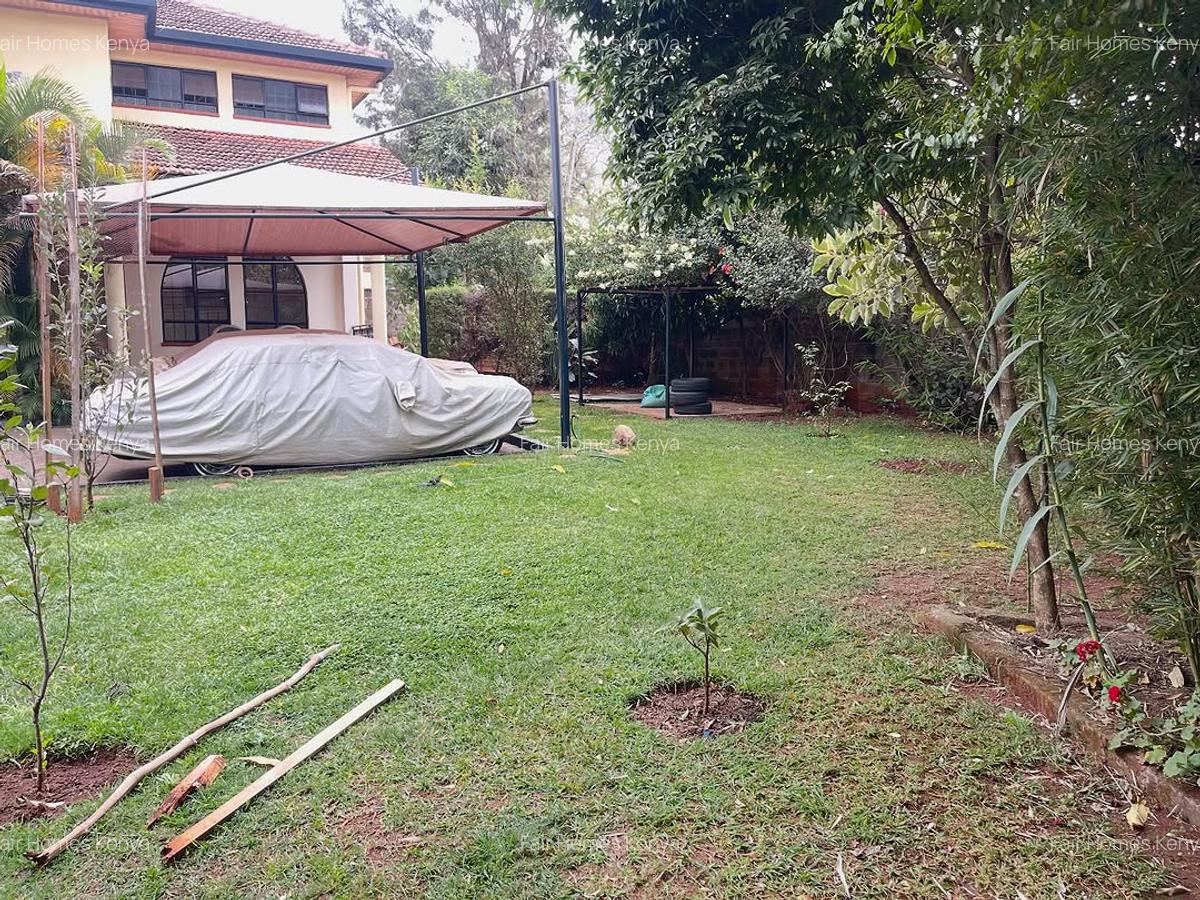 4 Bed Townhouse with En Suite at Lavington Green - 2