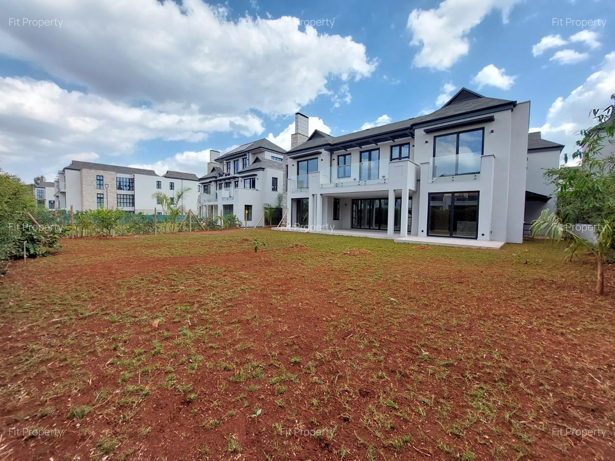 5 Bed House with Swimming Pool in Runda - 17