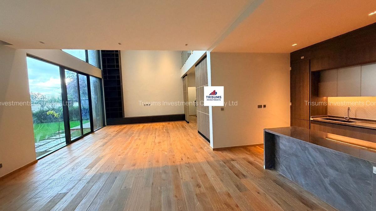 4 Bed House with En Suite in Runda - 4