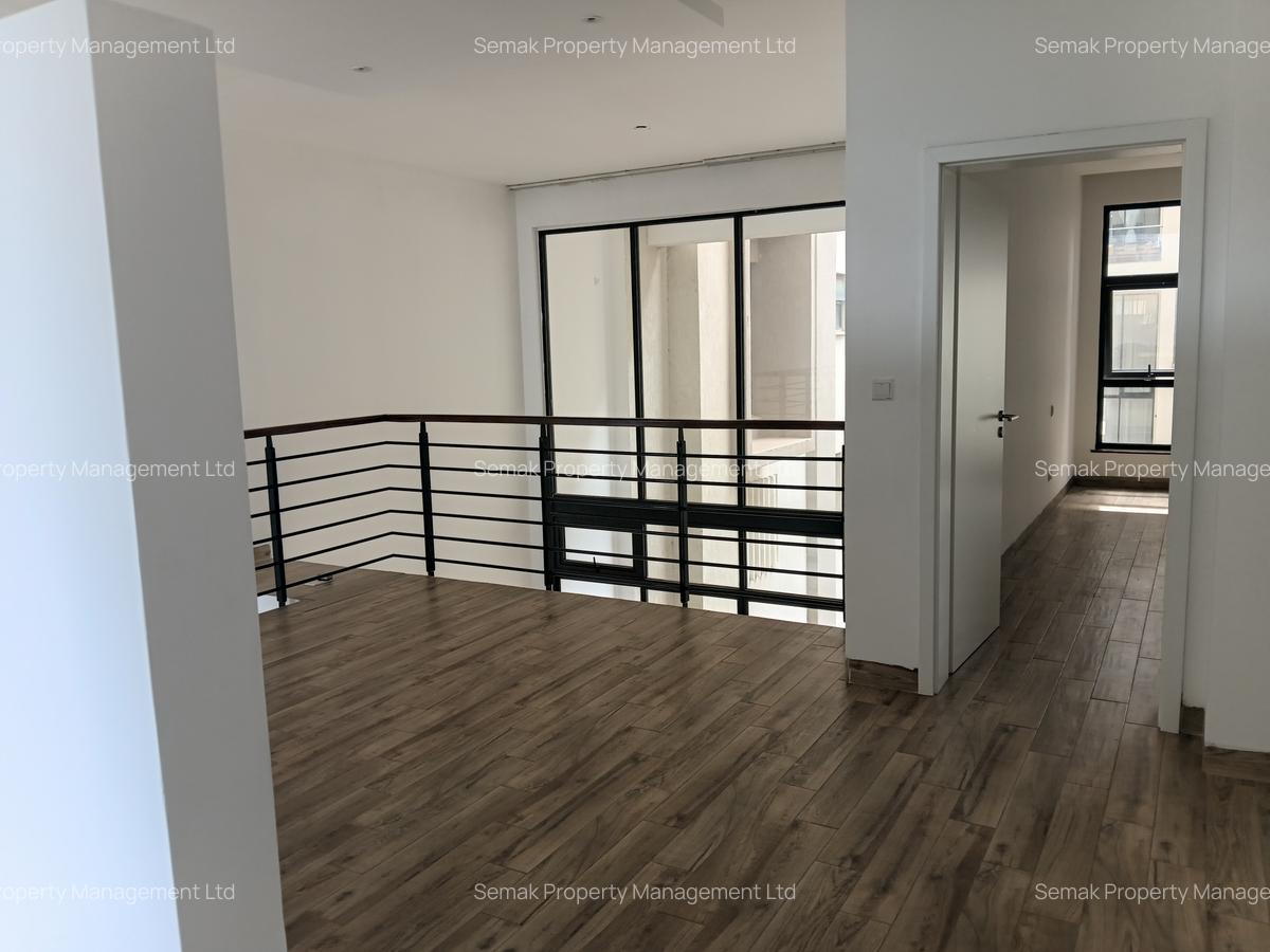 3 Bed Apartment with En Suite in Riverside - 7