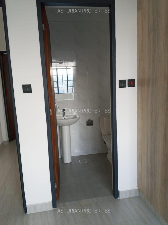 2 Bed Apartment with En Suite in Ruaka - 8