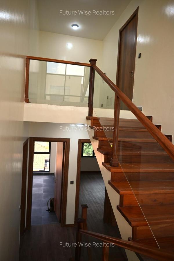 5 Bed Townhouse in Lavington - 4