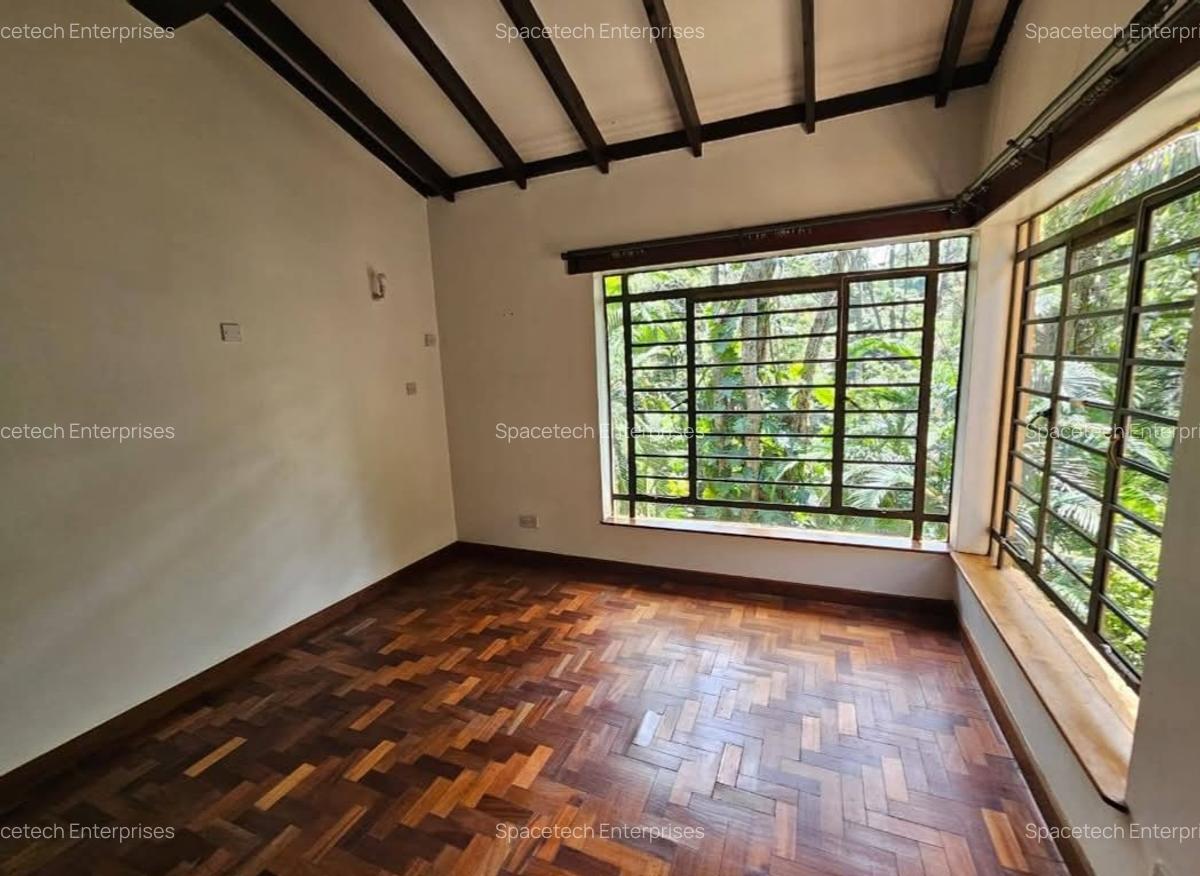 5 Bed Townhouse with En Suite in Kitisuru - 7
