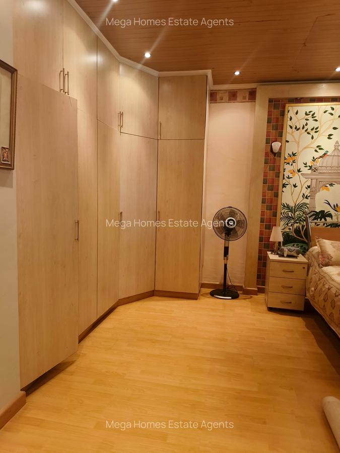 5 Bed House with En Suite in Runda - 6