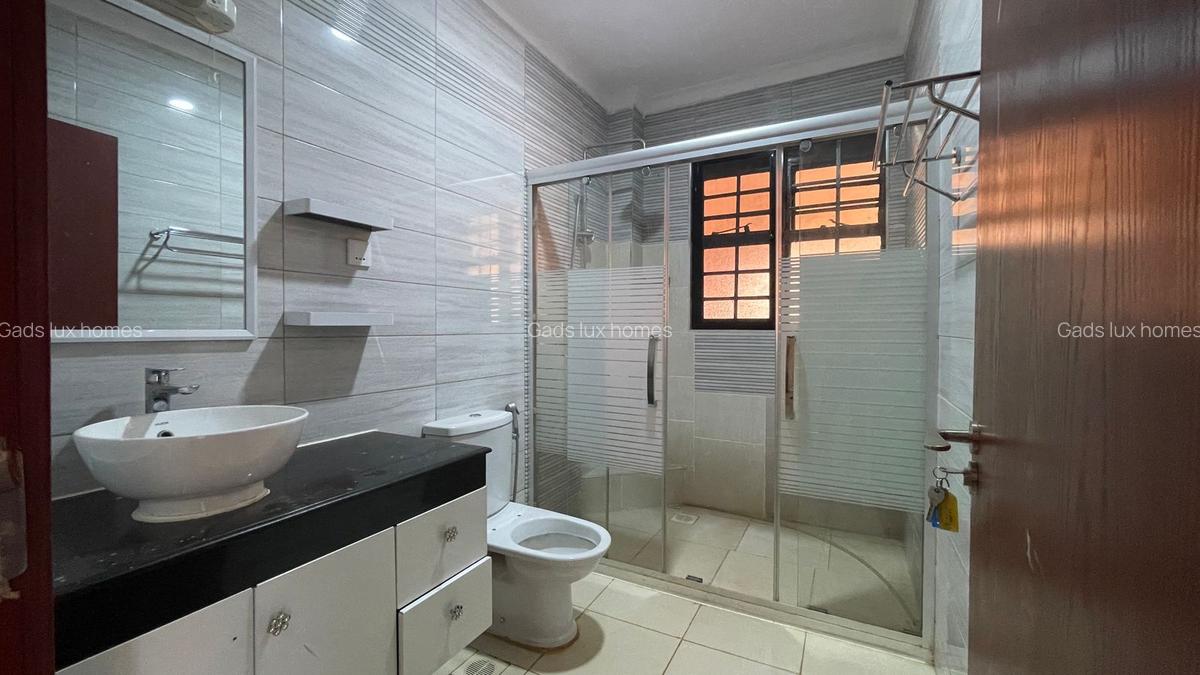 4 Bed Villa with En Suite at Kiambu - 16