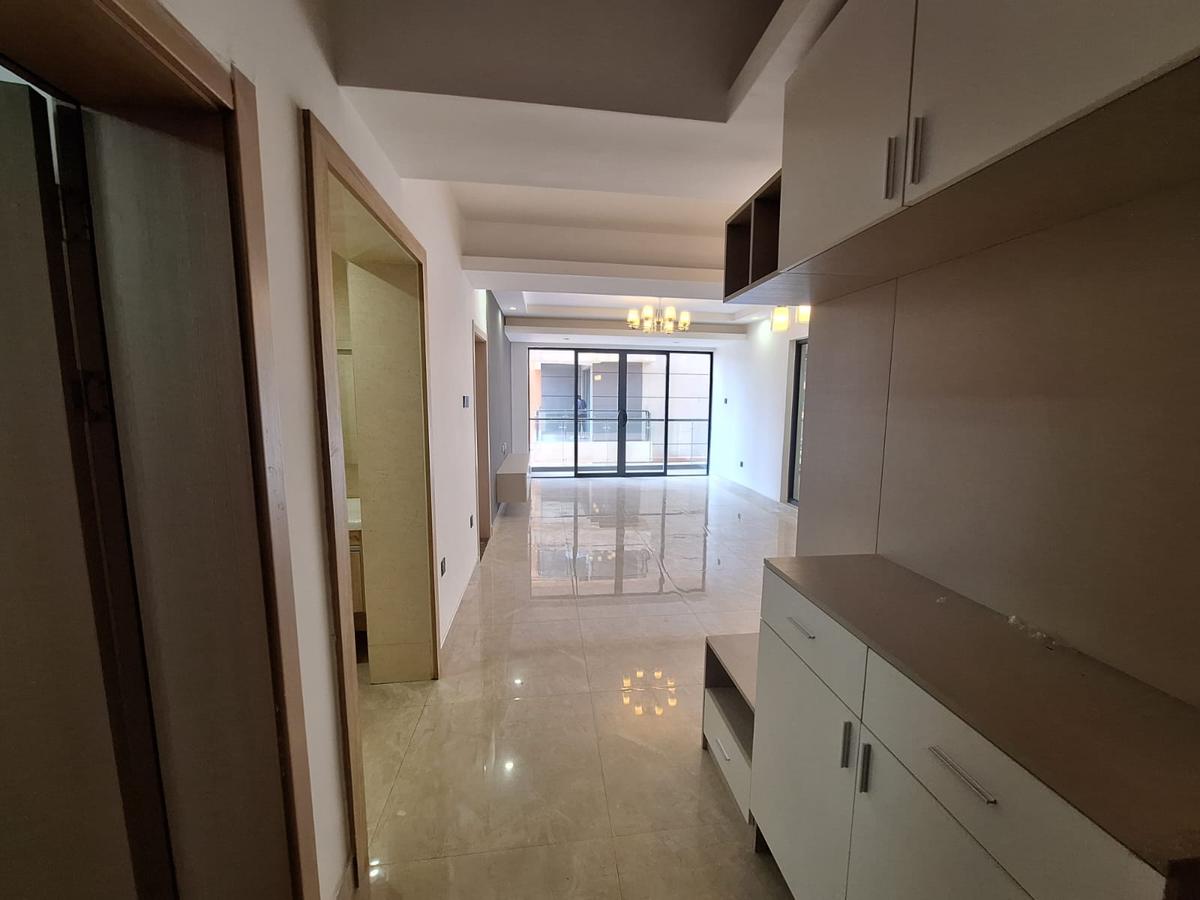 2 Bed Apartment with En Suite at Kingara Road - 5