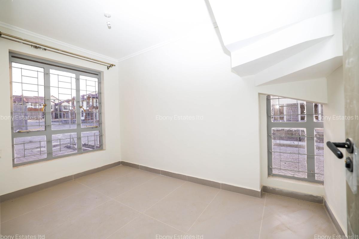 4 Bed Townhouse with En Suite at Kimalat -Enkasiti - 13