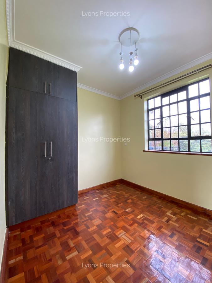 4 Bed Villa with En Suite at Near Maasai Mall - 8
