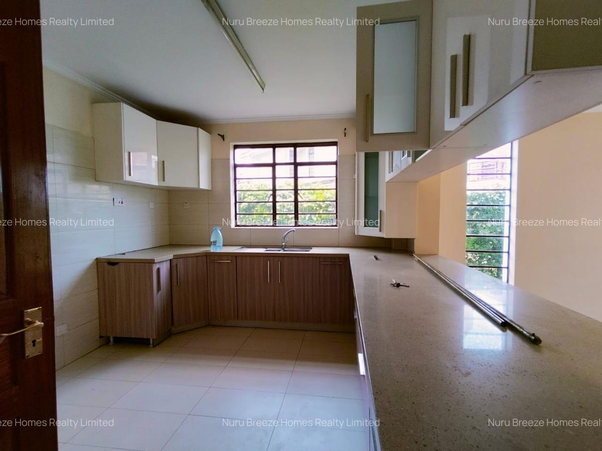 4 Bed Townhouse with En Suite in Kiambu Road - 17