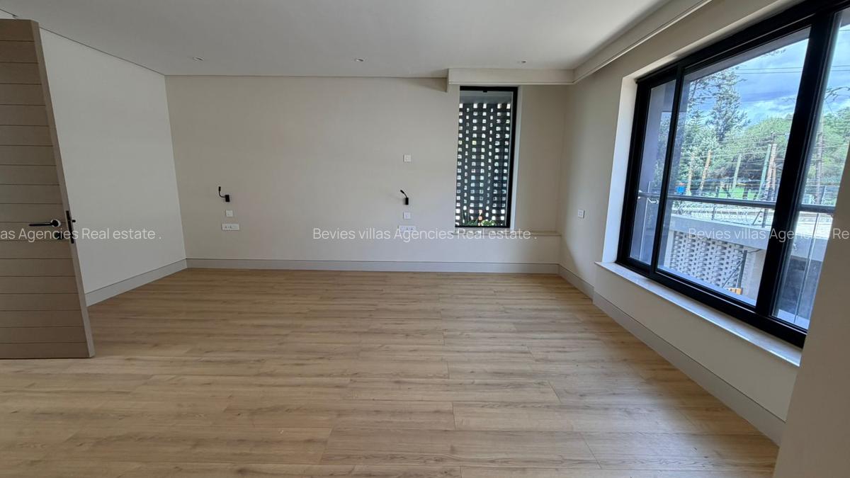 5 Bed Villa with En Suite at Kyuna - 11