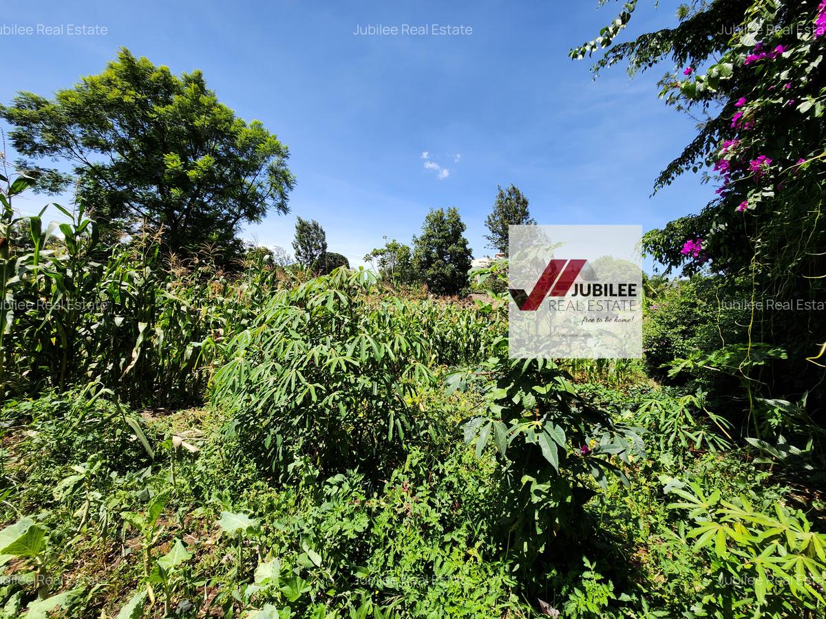 0.5 ac Land in Kitisuru - 2