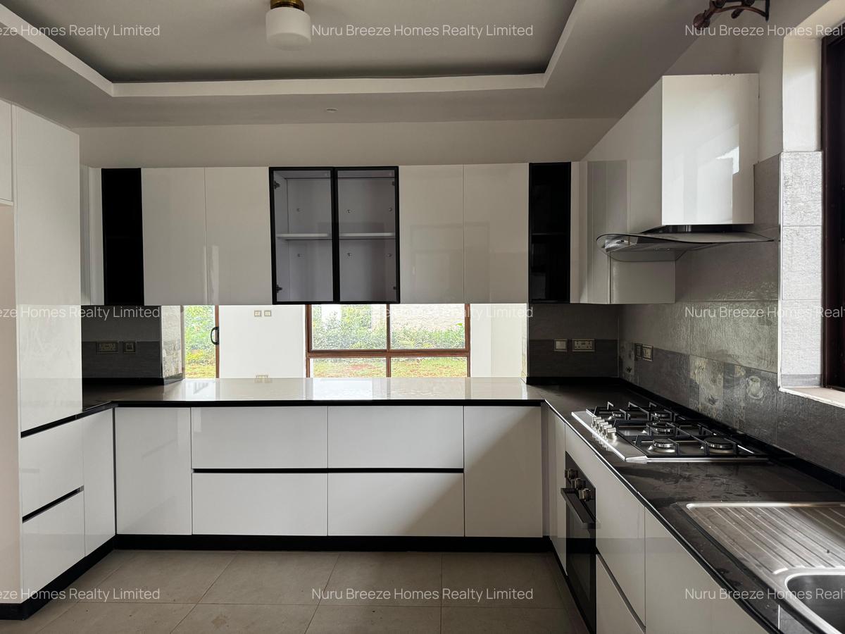 4 Bed Townhouse with En Suite in Runda - 6