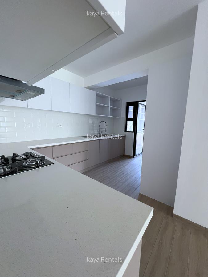 3 Bed Apartment with En Suite at Othaya Road - 11